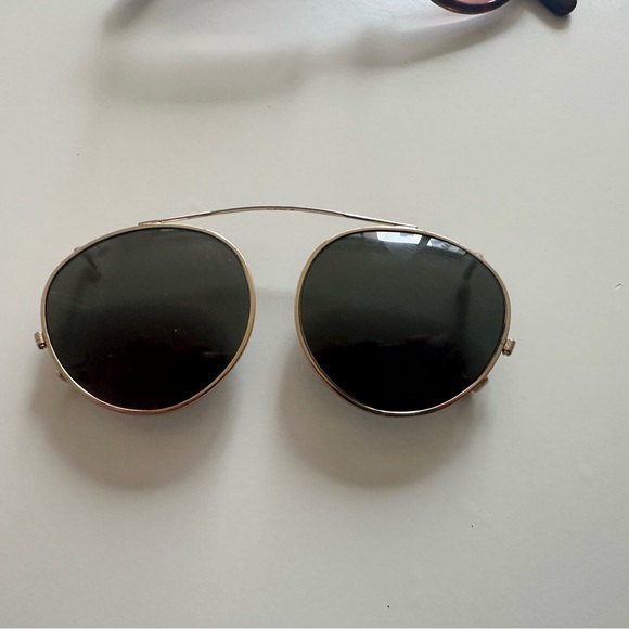 MOSCOT Miltzen Tortoise sunglasses + Limited Edition Clip & Accessories - Picture 10 of 11